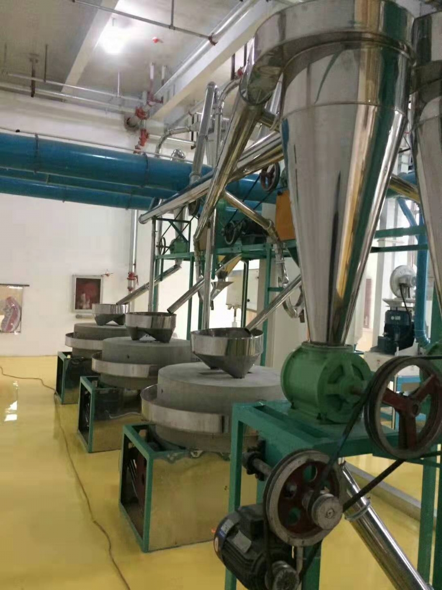石磨面粉機